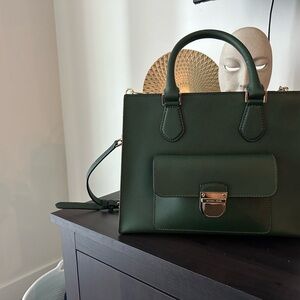MICHAEL Michael Kors Green Hobo Bag with Sophisticated Design